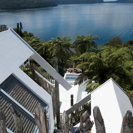 Te Whare -Lake Tarawera Tree-Top Nest 외부 사진
