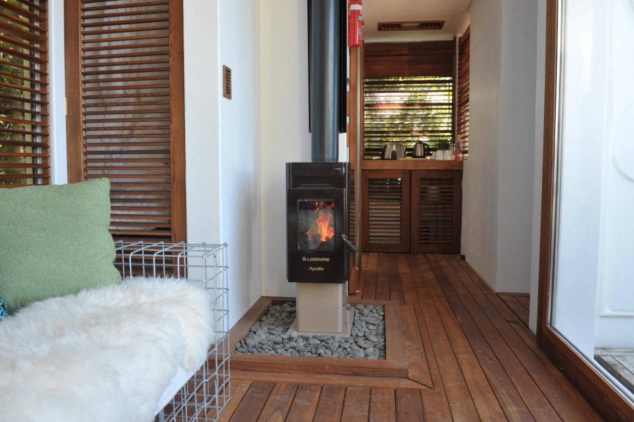 Te Whare -Lake Tarawera Tree-Top Nest 외부 사진